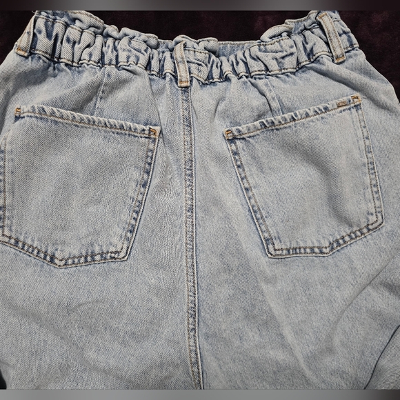 ZARA Women Jeans. Paperbag Ankle Baggy Fit High Rise Light Wash Denim. Size 12 - Picture 4 of 7